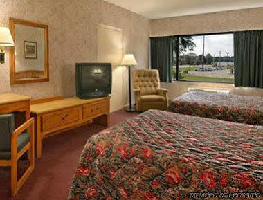 Super 8 By Wyndham Ashland Hotell Eksteriør bilde